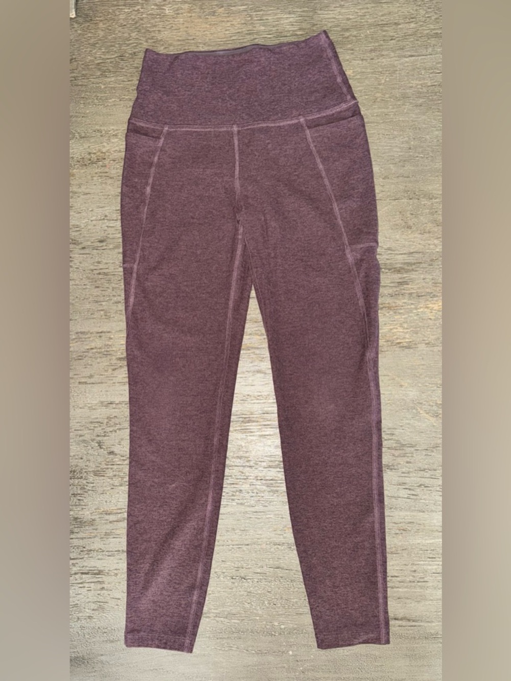 Beyond Yoga space dye Mauve athletic leggings EUC - Picture 2 of 5